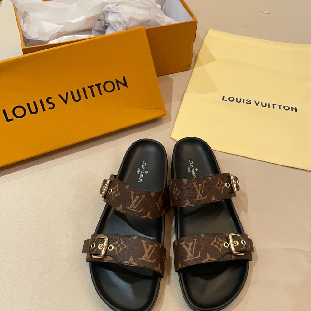 Monogram slides